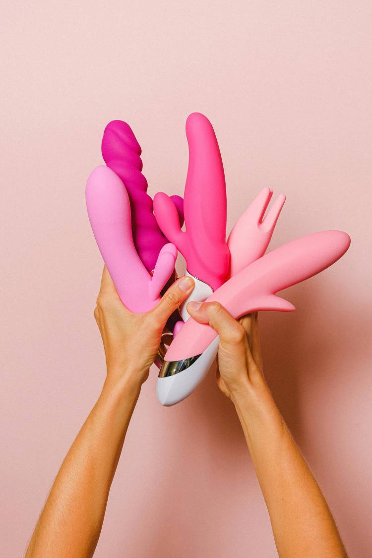 Trendy v sexuálnych hračkách pre ženy aj mužov v roku 2025: Zábava, inovácie a potešenie!