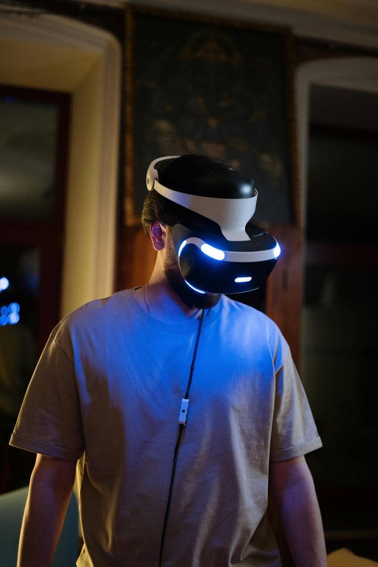 Virtuálna realita a sex: Budúcnosť intimity alebo len technologická hračka?